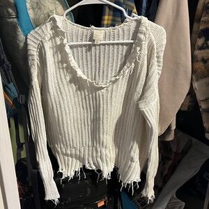 Elegant White V-Neck Sweater